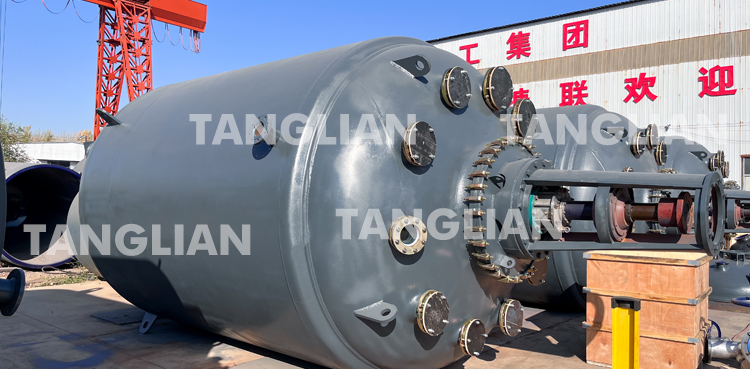 機(jī)械密封應(yīng)注意的問(wèn)題(圖1) 搪玻璃反應(yīng)釜3.jpg